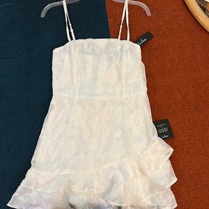 Lulu’s Days With You White Floral Burnout Ruffled Mini Dress NWT Medium